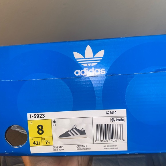 Adidas sneaker - Picture 4 of 5